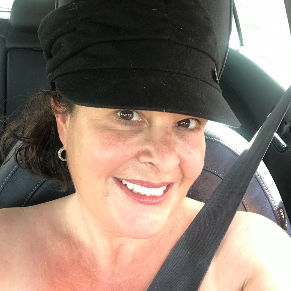 Meet your Posher, Marisa